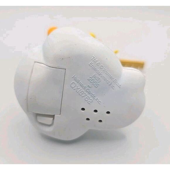 2005 Hallmark Ornament Tweety Plays An Angel Looney Tunes Magic Music U67 - Picture 5 of 7